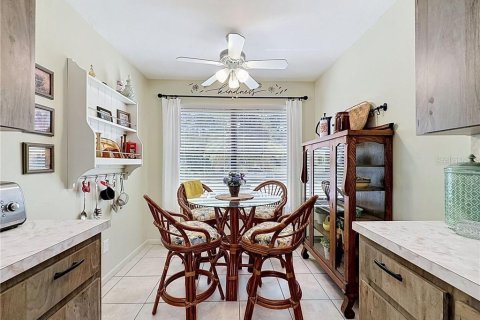 House in Homosassa, Florida 2 bedrooms, 126.53 sq.m. № 2209052 - photo 12