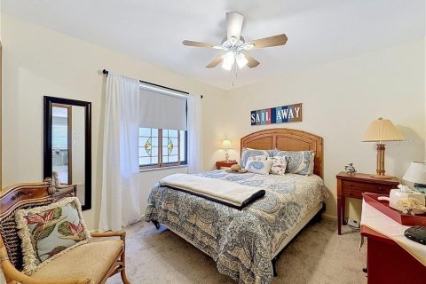 House in Homosassa, Florida 2 bedrooms, 126.53 sq.m. № 2209052 - photo 28