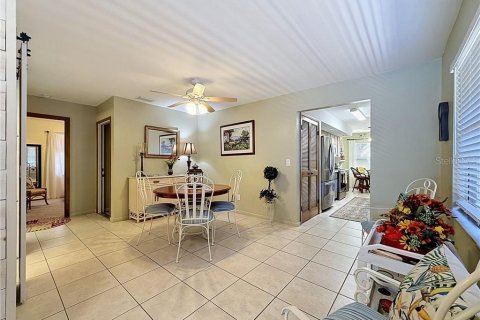 House in Homosassa, Florida 2 bedrooms, 126.53 sq.m. № 2209052 - photo 14