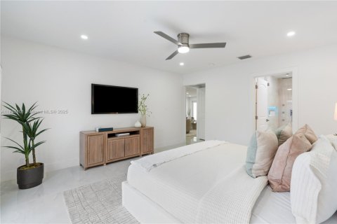 Casa en venta en Lighthouse Point, Florida, 3 dormitorios, 176.98 m2 № 1487128 - foto 18