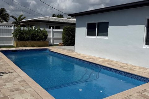 Casa en venta en Lighthouse Point, Florida, 3 dormitorios, 176.98 m2 № 1487128 - foto 27