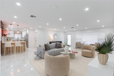 Casa en venta en Lighthouse Point, Florida, 3 dormitorios, 176.98 m2 № 1487128 - foto 7
