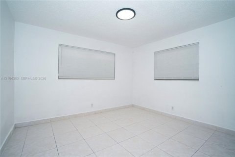 Immobilier commercial à vendre à Cooper City, Floride: 295.99 m2 № 2410795 - photo 9