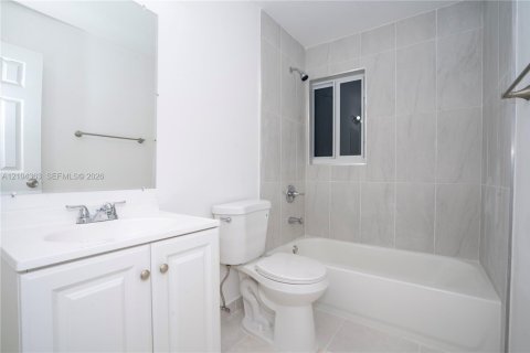 Immobilier commercial à vendre à Cooper City, Floride: 295.99 m2 № 2410795 - photo 11