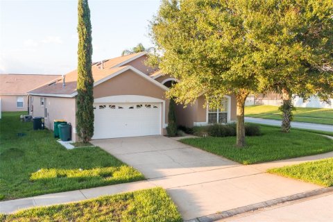 Casa en alquiler en Kissimmee, Florida, 4 dormitorios, 163.51 m2 № 1843700 - foto 2