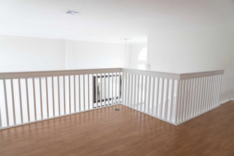 Villa ou maison à louer à Miramar, Floride: 5 chambres, 0.37 m2 № 1979383 - photo 20