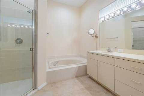 Купить виллу или дом в Палм-Харбор, Флорида 9 комнат, 136.1м2, № 1870965 - фото 20