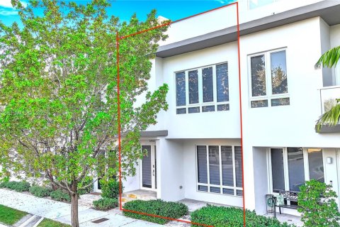 Touwnhouse à vendre à Doral, Floride: 4 chambres, 215.25 m2 № 2169899 - photo 2