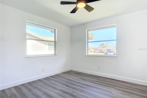 Villa ou maison à vendre à Daytona Beach, Floride: 4 chambres, 184.88 m2 № 2429301 - photo 17