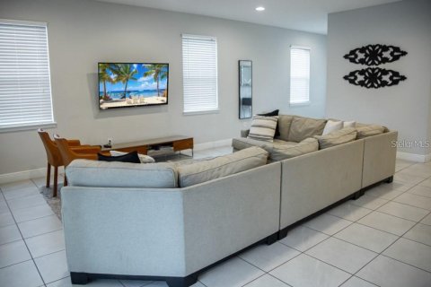 Casa en venta en Kissimmee, Florida, 4 dormitorios, 219.53 m2 № 1843145 - foto 8