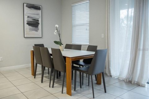 Casa en venta en Kissimmee, Florida, 4 dormitorios, 219.53 m2 № 1843145 - foto 6