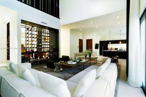 Casa en venta en Plantation, Florida, 5 dormitorios, 384.8 m2 № 2082506 - foto 23