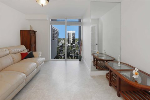 Condominio en venta en Hallandale Beach, Florida, 3 dormitorios, 172.43 m2 № 2011059 - foto 22