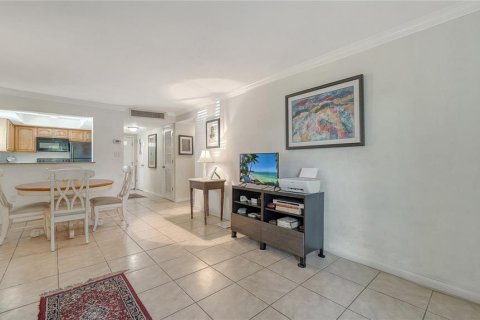 Copropriété à vendre à Sarasota, Floride: 2 chambres, 80.36 m2 № 1634647 - photo 10