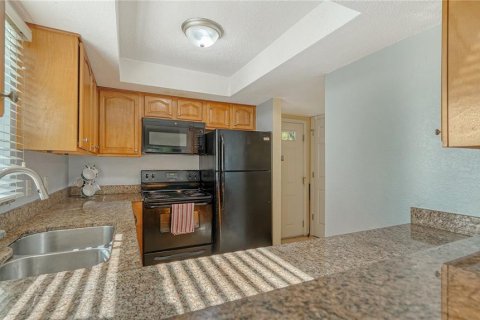 Copropriété à vendre à Sarasota, Floride: 2 chambres, 80.36 m2 № 1634647 - photo 7
