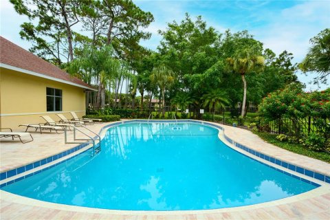 Copropriété à vendre à Sarasota, Floride: 2 chambres, 80.36 m2 № 1634647 - photo 25
