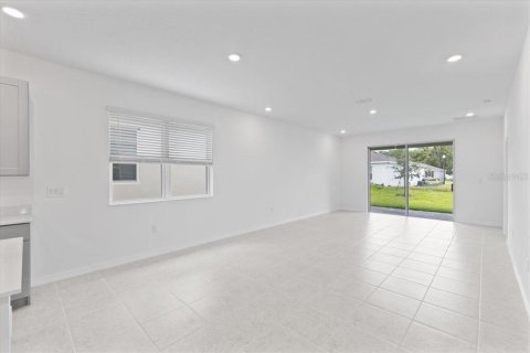 House in Fruitland Park, Florida 3 bedrooms, 159.14 sq.m. № 1767127 - photo 15