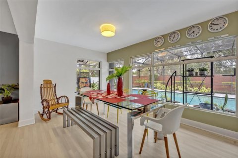 House in Orlando, Florida 3 bedrooms, 228.54 sq.m. № 1577193 - photo 13