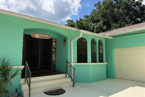 Casa en venta en Homosassa, Florida, 3 dormitorios, 192.03 m2 № 2200694 - foto 2