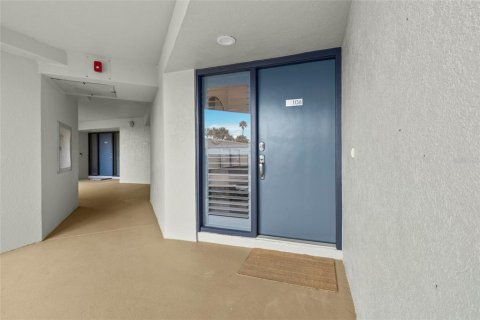 Copropriété à vendre à New Smyrna Beach, Floride: 3 chambres, 148.74 m2 № 2399312 - photo 4