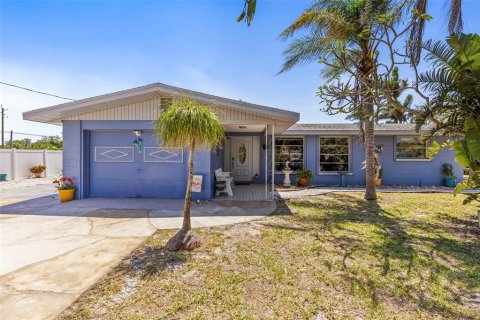 Casa en venta en Englewood, Florida, 3 dormitorios, 125.98 m2 № 1628646 - foto 1