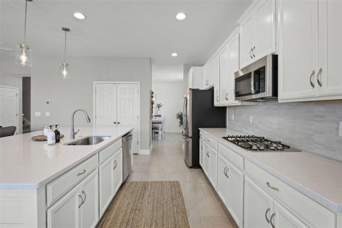 Купить виллу или дом в Миннеола, Флорида 11 комнат, 387.59м2, № 1782337 - фото 19