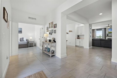 Купить виллу или дом в Миннеола, Флорида 11 комнат, 387.59м2, № 1782337 - фото 22