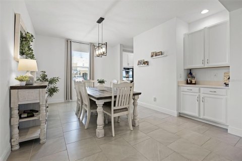 Купить виллу или дом в Миннеола, Флорида 11 комнат, 387.59м2, № 1782337 - фото 25
