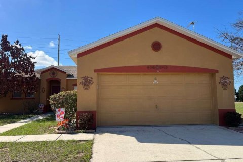 Villa ou maison à Kissimmee, Floride 3 chambres, 115.38 m2 № 2103931