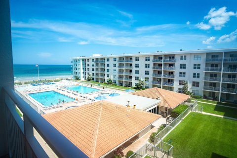 Condominio en venta en New Smyrna Beach, Florida, 2 dormitorios, 87.14 m2 № 1665974 - foto 1