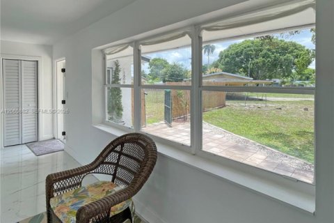 Villa ou maison à louer à Fort Lauderdale, Floride: 3 chambres, 116.31 m2 № 2286774 - photo 26