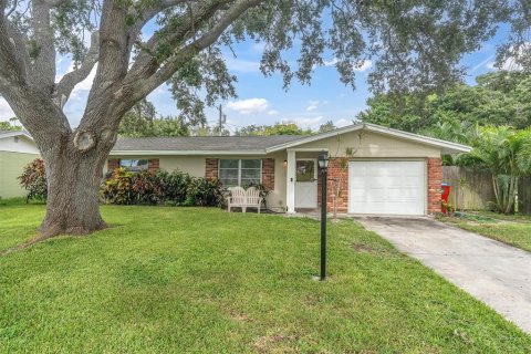 Casa en Seminole, Florida 3 dormitorios, 104.24 m2 № 2386598