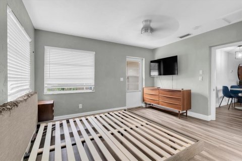 Casa en venta en Seminole, Florida, 3 dormitorios, 104.24 m2 № 2386598 - foto 14