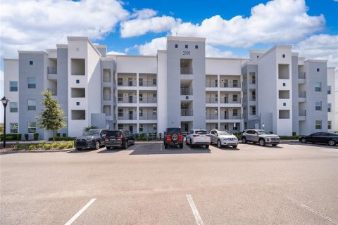 Condo in Kissimmee, Florida, 3 bedrooms  № 2277980 - photo 2