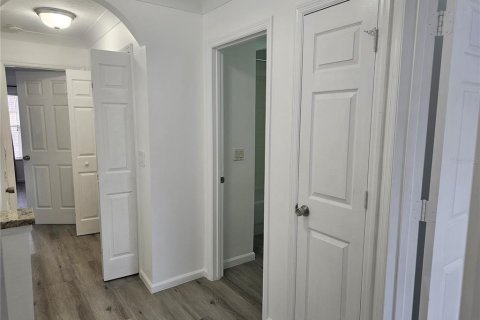 Townhouse in Orlando, Florida 3 bedrooms, 141.21 sq.m. № 2285515 - photo 15