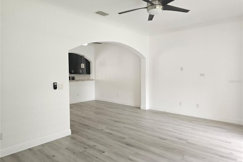 Townhouse in Orlando, Florida 3 bedrooms, 141.21 sq.m. № 2285515 - photo 4
