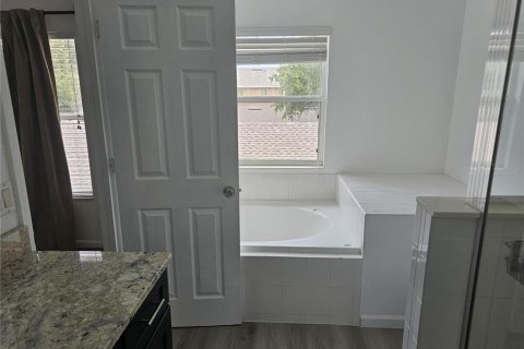 Townhouse in Orlando, Florida 3 bedrooms, 141.21 sq.m. № 2285515 - photo 21