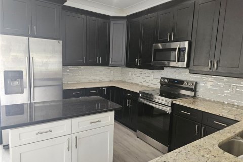 Townhouse in Orlando, Florida 3 bedrooms, 141.21 sq.m. № 2285515 - photo 8