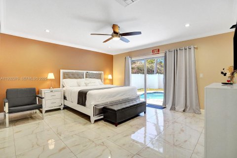 Casa en venta en Hollywood, Florida, 4 dormitorios, 196.95 m2 № 1990693 - foto 5
