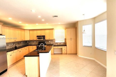 Villa ou maison à vendre à Wellington, Floride: 4 chambres, 239.04 m2 № 2018550 - photo 5