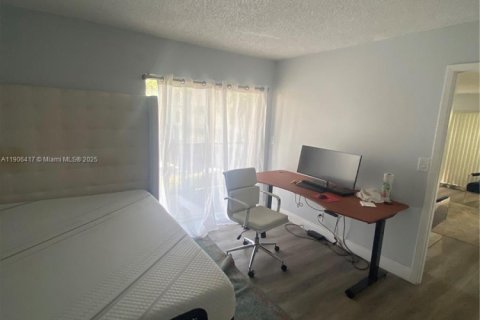 Copropriété à louer à Hallandale Beach, Floride: 1 chambre, 54.81 m2 № 1957169 - photo 7