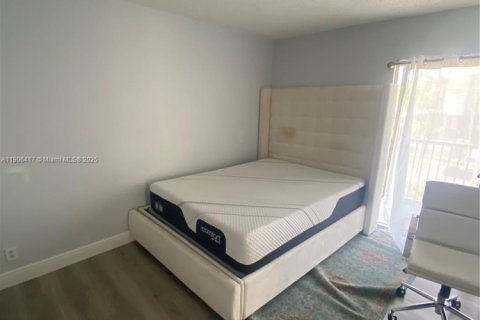 Copropriété à louer à Hallandale Beach, Floride: 1 chambre, 54.81 m2 № 1957169 - photo 6