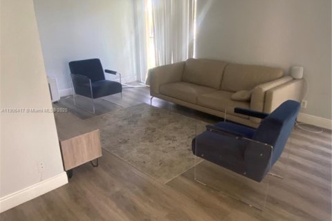 Copropriété à louer à Hallandale Beach, Floride: 1 chambre, 54.81 m2 № 1957169 - photo 3