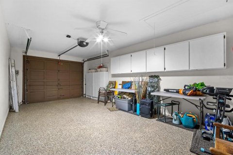 Townhouse in Tampa, Florida 3 bedrooms, 169.08 sq.m. № 2409779 - photo 21