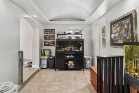Casa en venta en Hollywood, Florida, 2 dormitorios, 107.86 m2 № 2412048 - foto 16