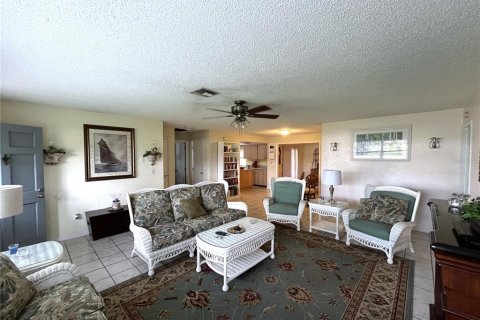 Villa ou maison à vendre à Bradenton, Floride: 3 chambres, 196.49 m2 № 1908303 - photo 5