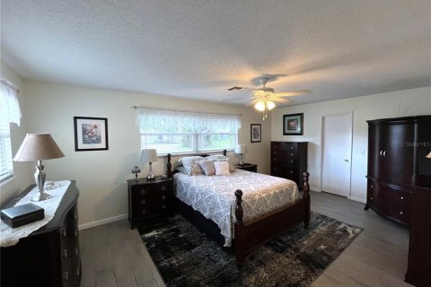 Villa ou maison à vendre à Bradenton, Floride: 3 chambres, 196.49 m2 № 1908303 - photo 10
