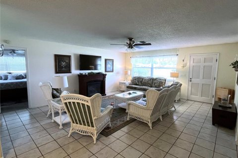 Villa ou maison à vendre à Bradenton, Floride: 3 chambres, 196.49 m2 № 1908303 - photo 22