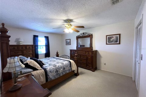 Villa ou maison à vendre à Bradenton, Floride: 3 chambres, 196.49 m2 № 1908303 - photo 13