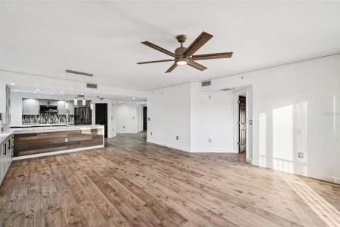 Condominio en venta en Largo, Florida, 3 dormitorios, 170.57 m2 № 1532485 - foto 27
